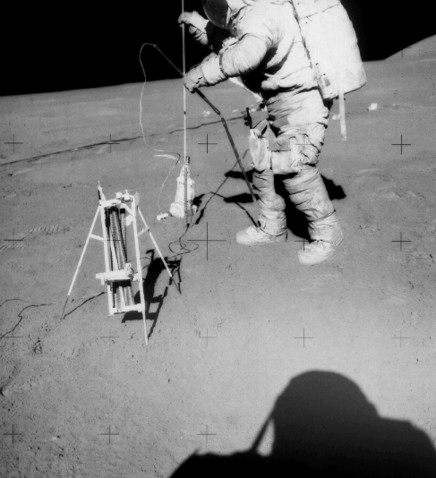 Dave Scott deploying heat flow probe