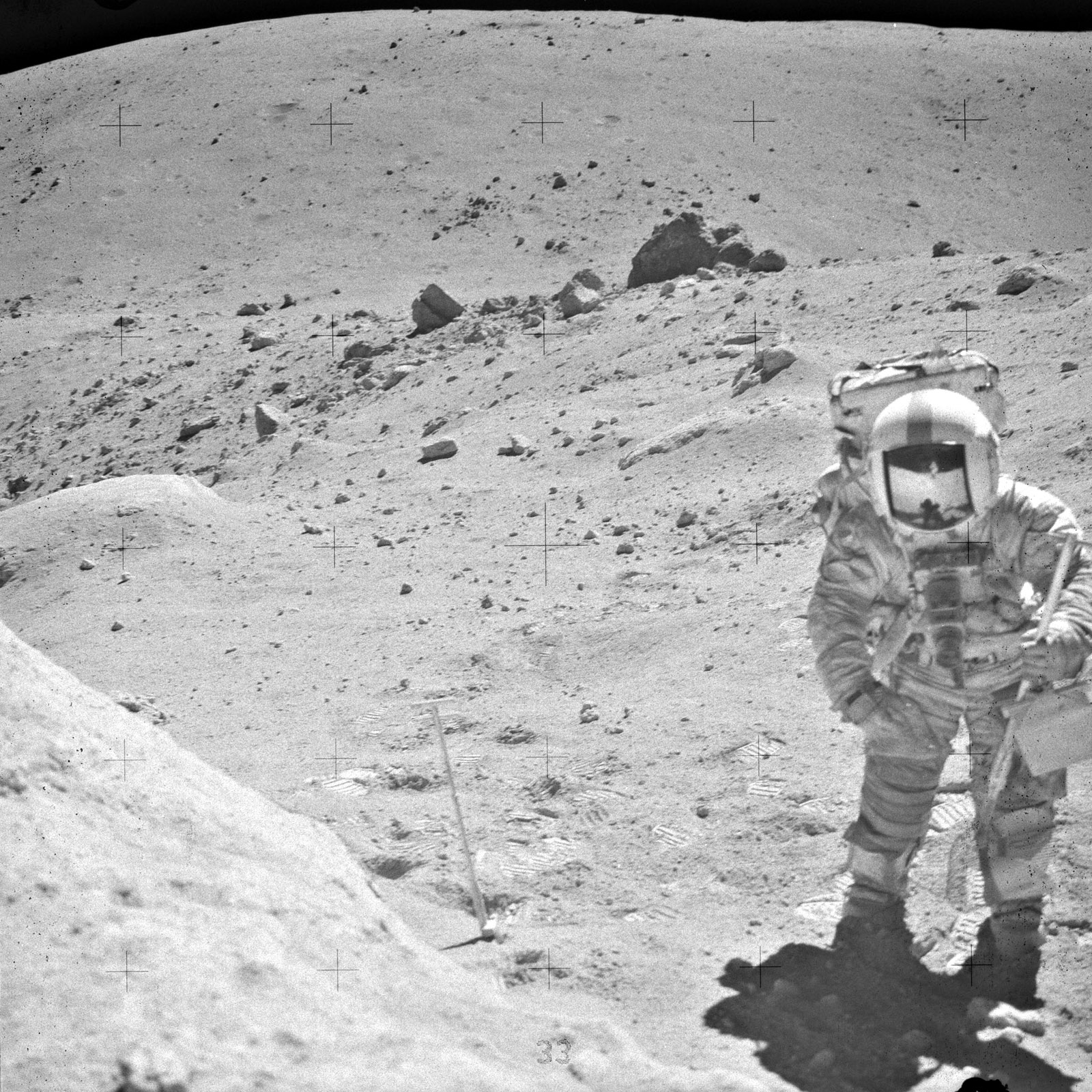 AS16-106-17336 AS16-106-17336