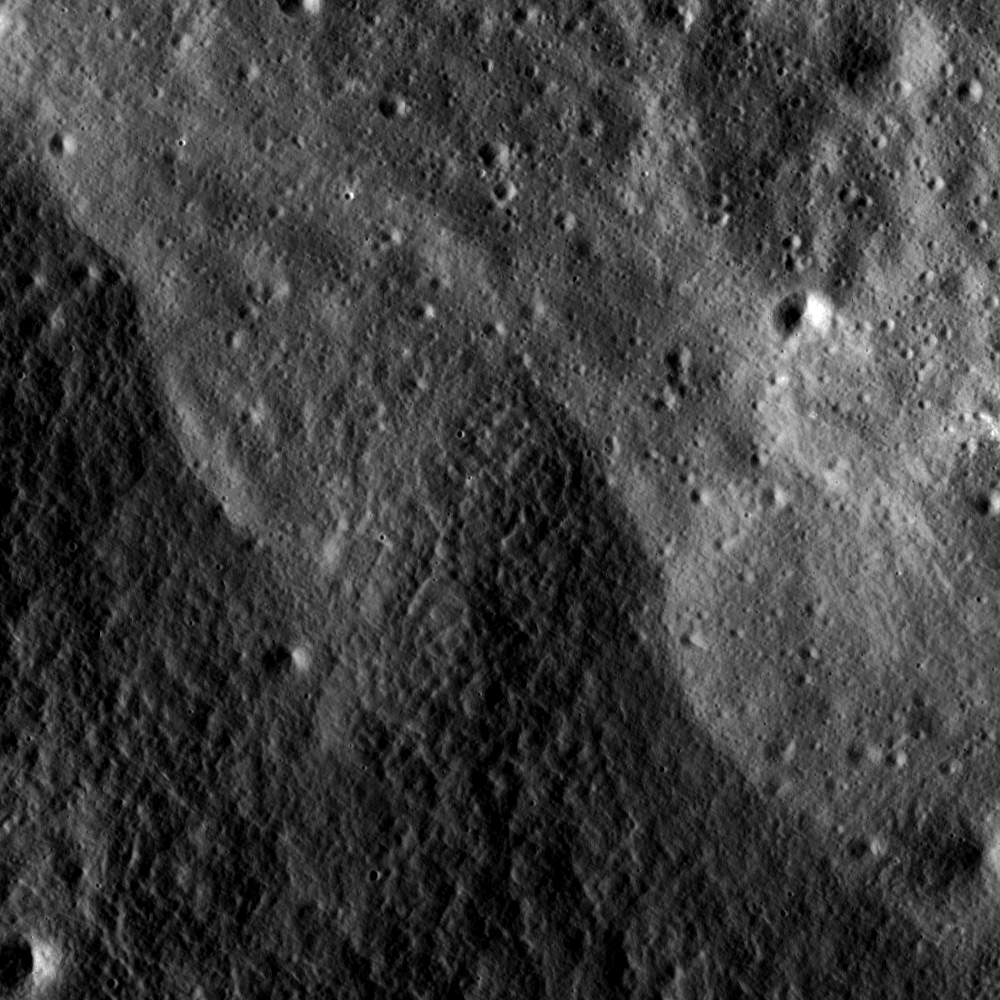 King crater ejecta deposits