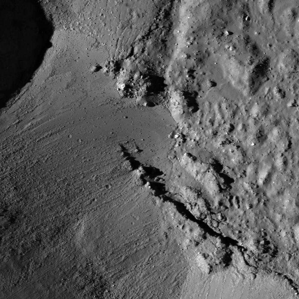 Debris over Impact Melt Pool