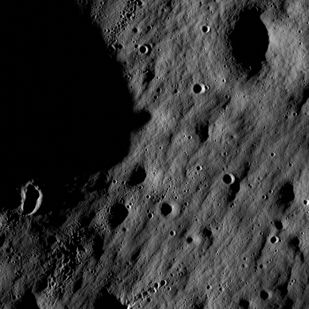 First LROC Images!